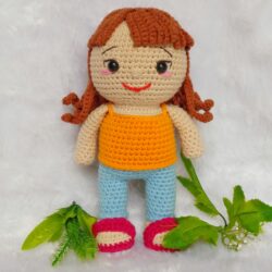 Boneca em Amigurumi